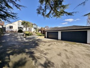 Photo 41- click for photo gallery